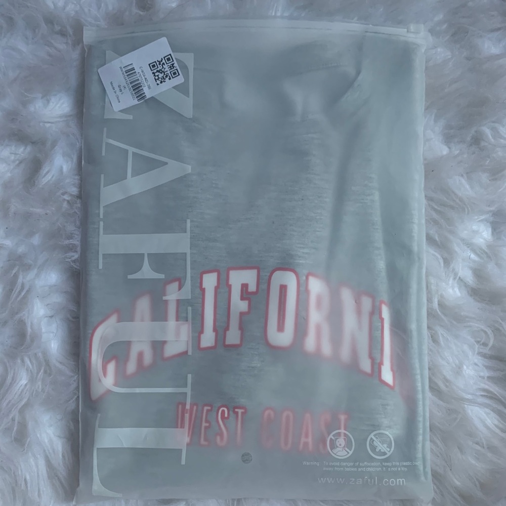 Grey California west coast sweater